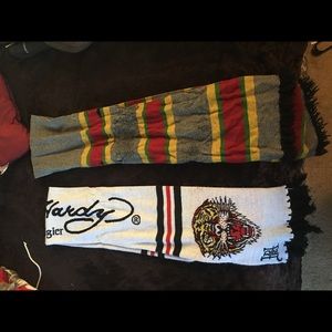 Scarfs